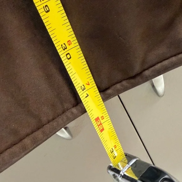 Men's Luxurious Brown Leather Jacket - Picture 10 of 10